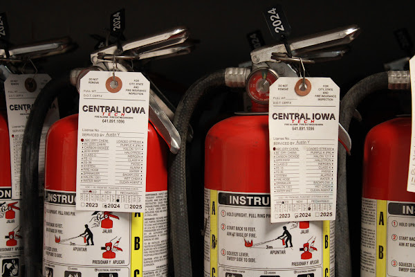 Fire Extinguishers600w